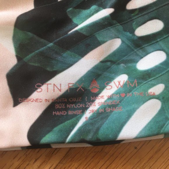 Stone Fox Swim Malibu Bikini Set in Banana Leaf Size Small - Picture 2 of 4